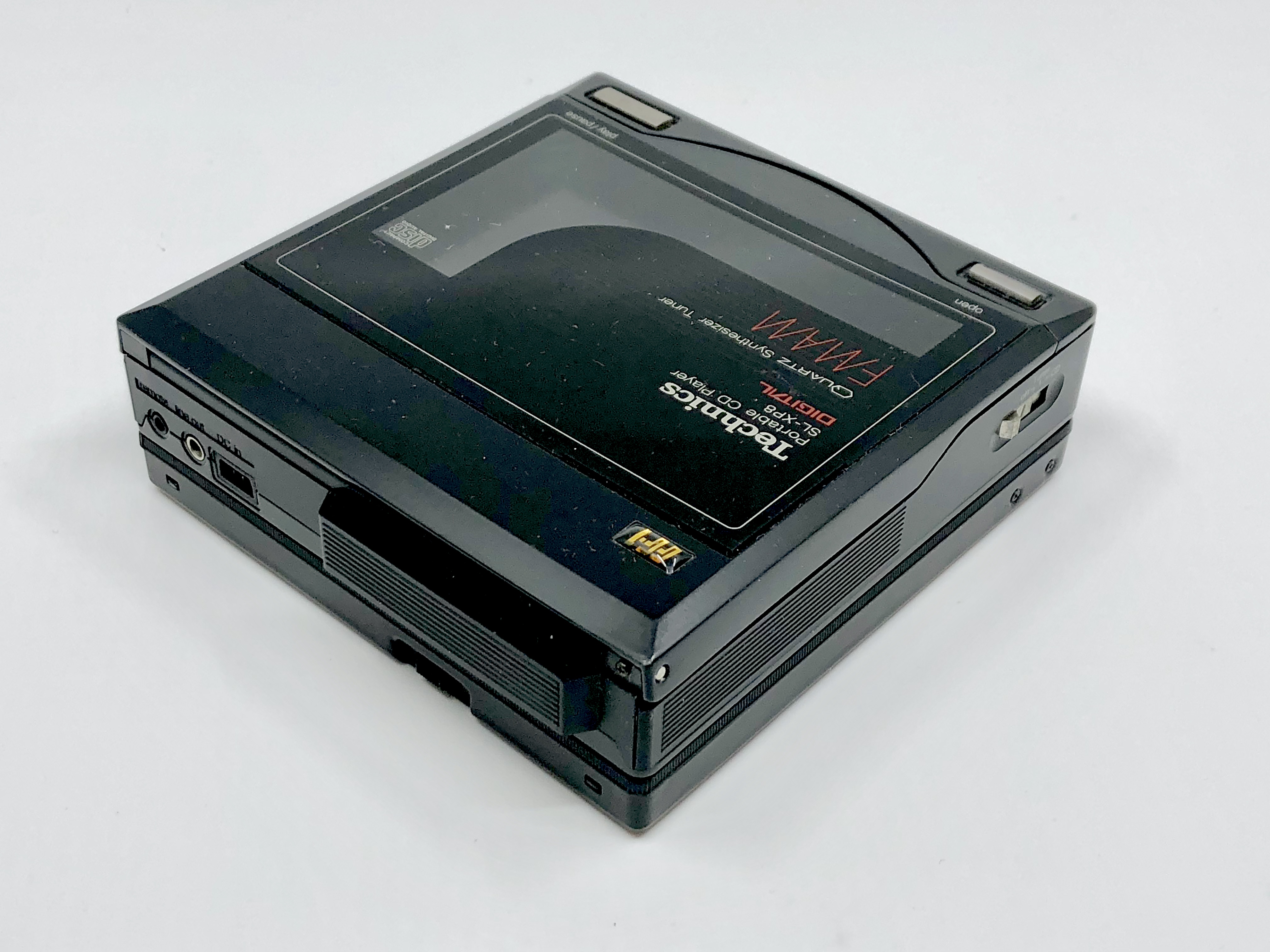Technics SL-XP8 Very Rare Portable CD Player