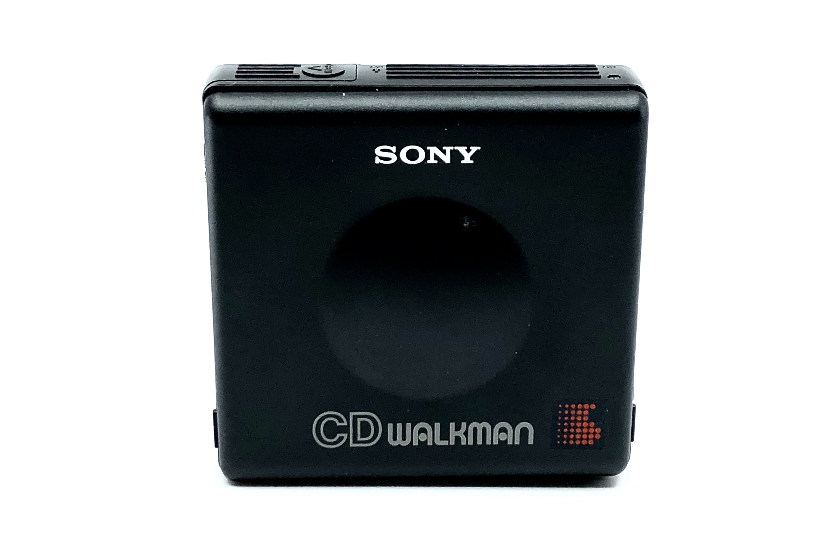 Sony CD Walkman D-82 8cm Portable CD Player