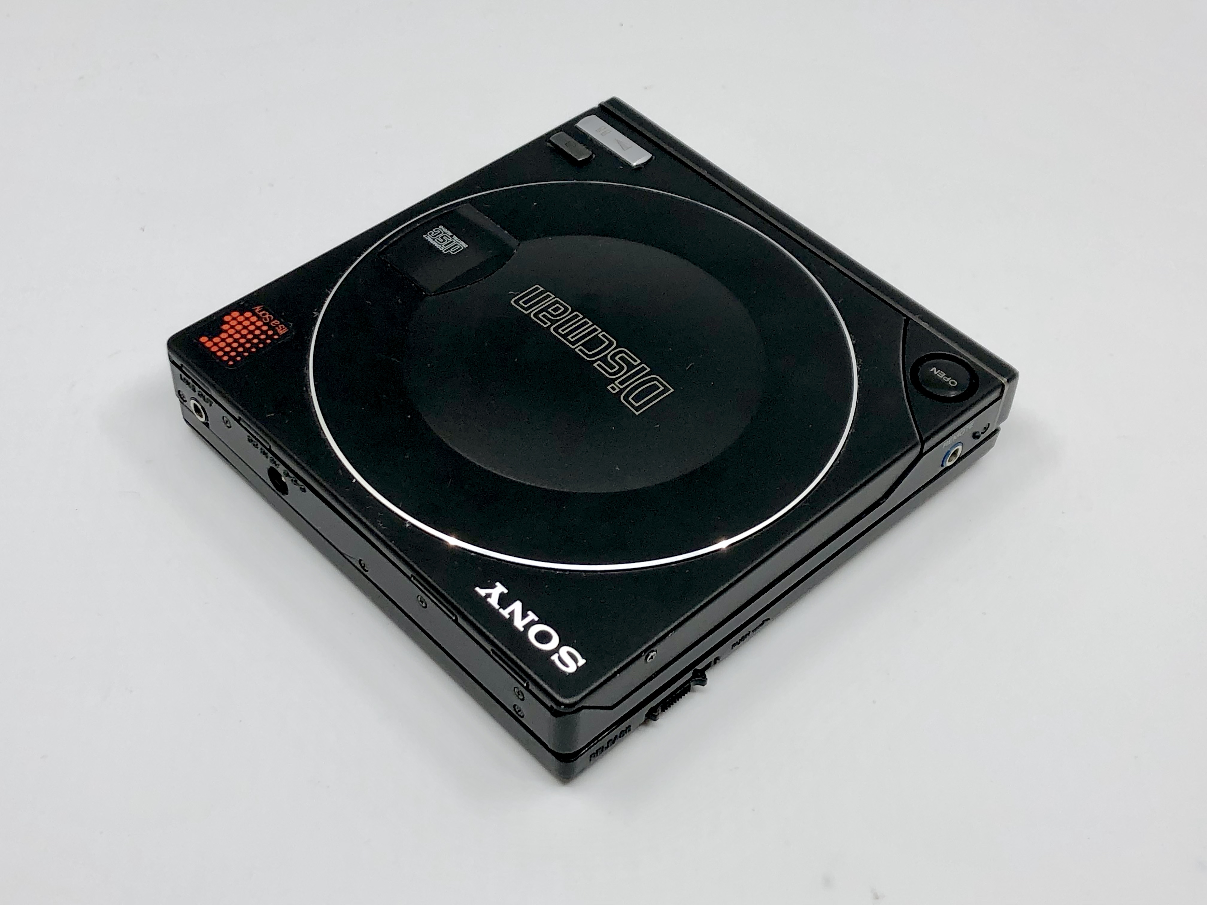 Sony Discman D-10 D-100 Portable CD Player