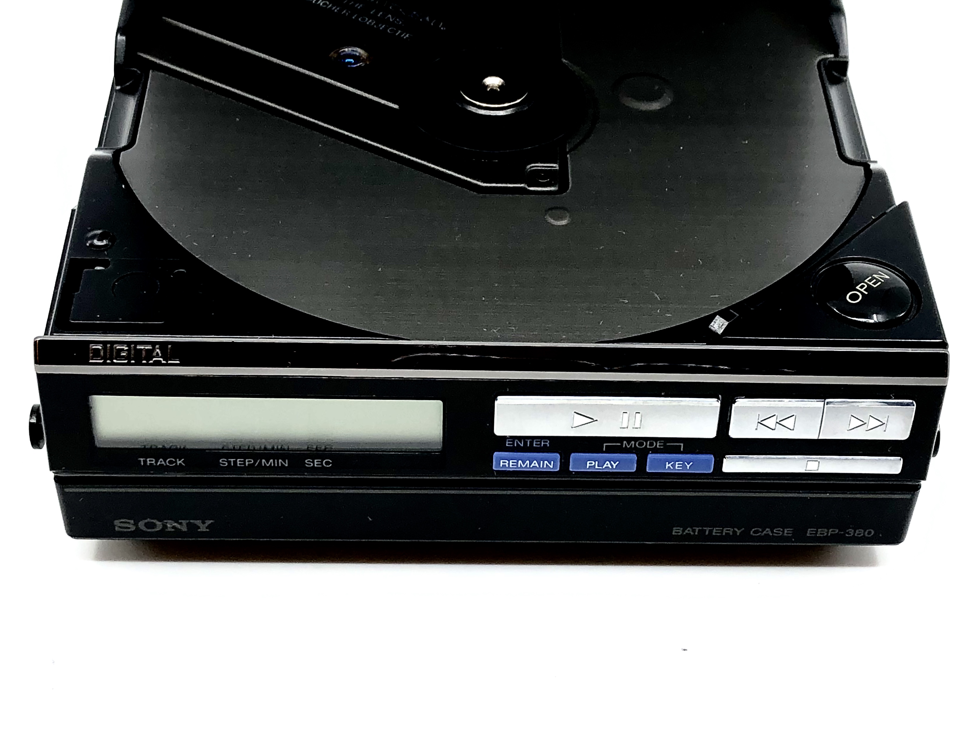 Sony Discman D-55 Portable CD Player with Stereo FM