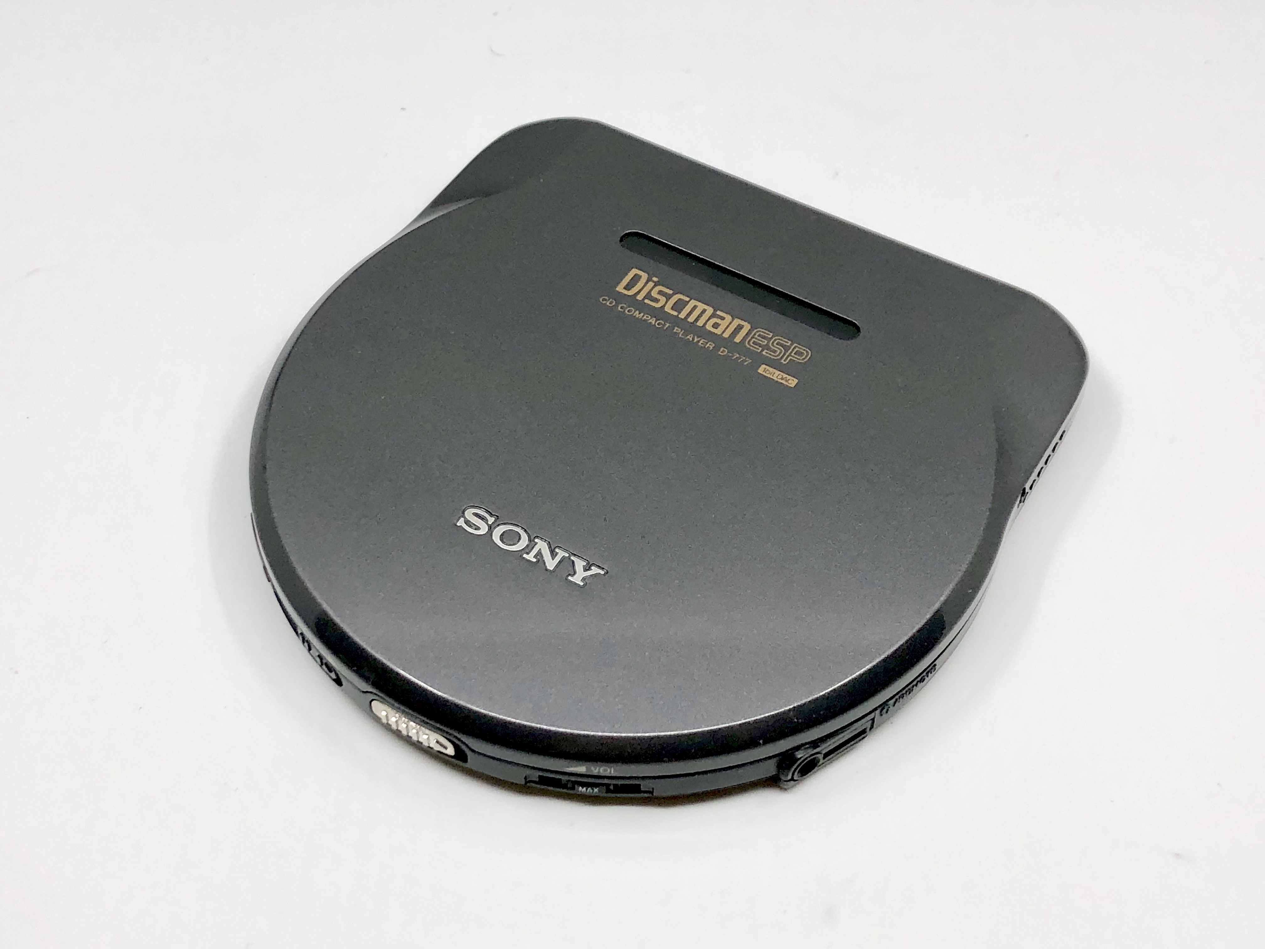 SONY ソニー ディスクマン　DISCMAN ESP D-777 Sony Discman D777 Portable CD Player