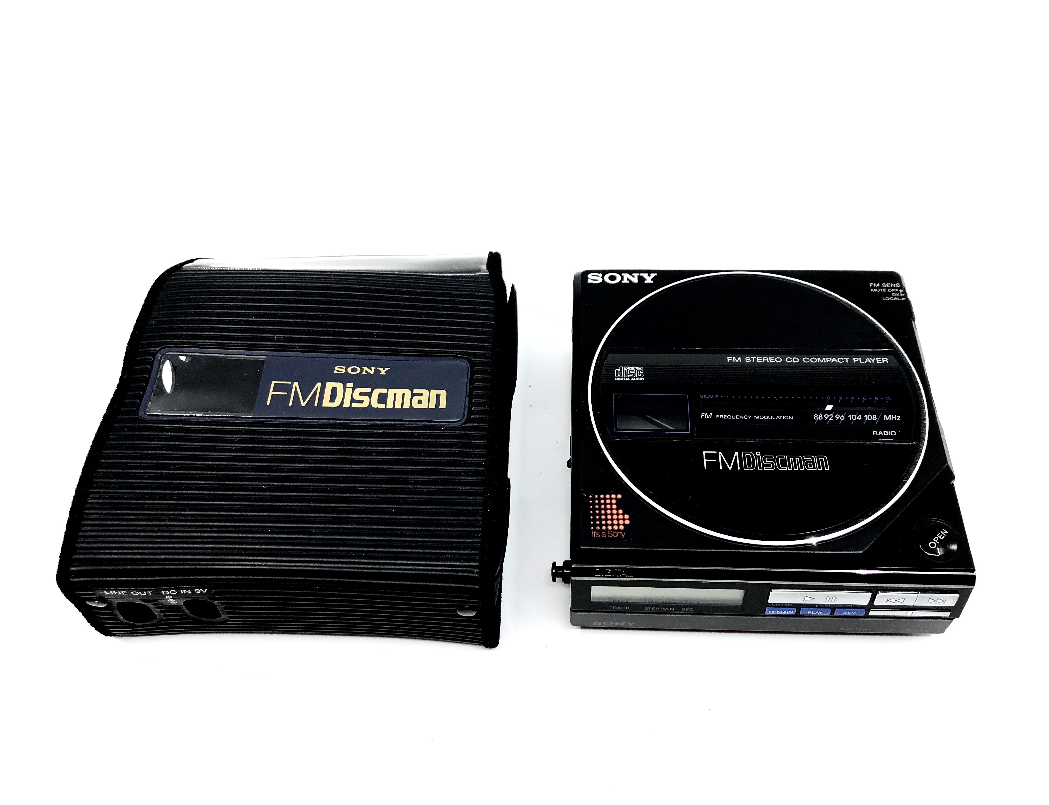 Sony Discman D-55 Portable CD Player with Stereo FM