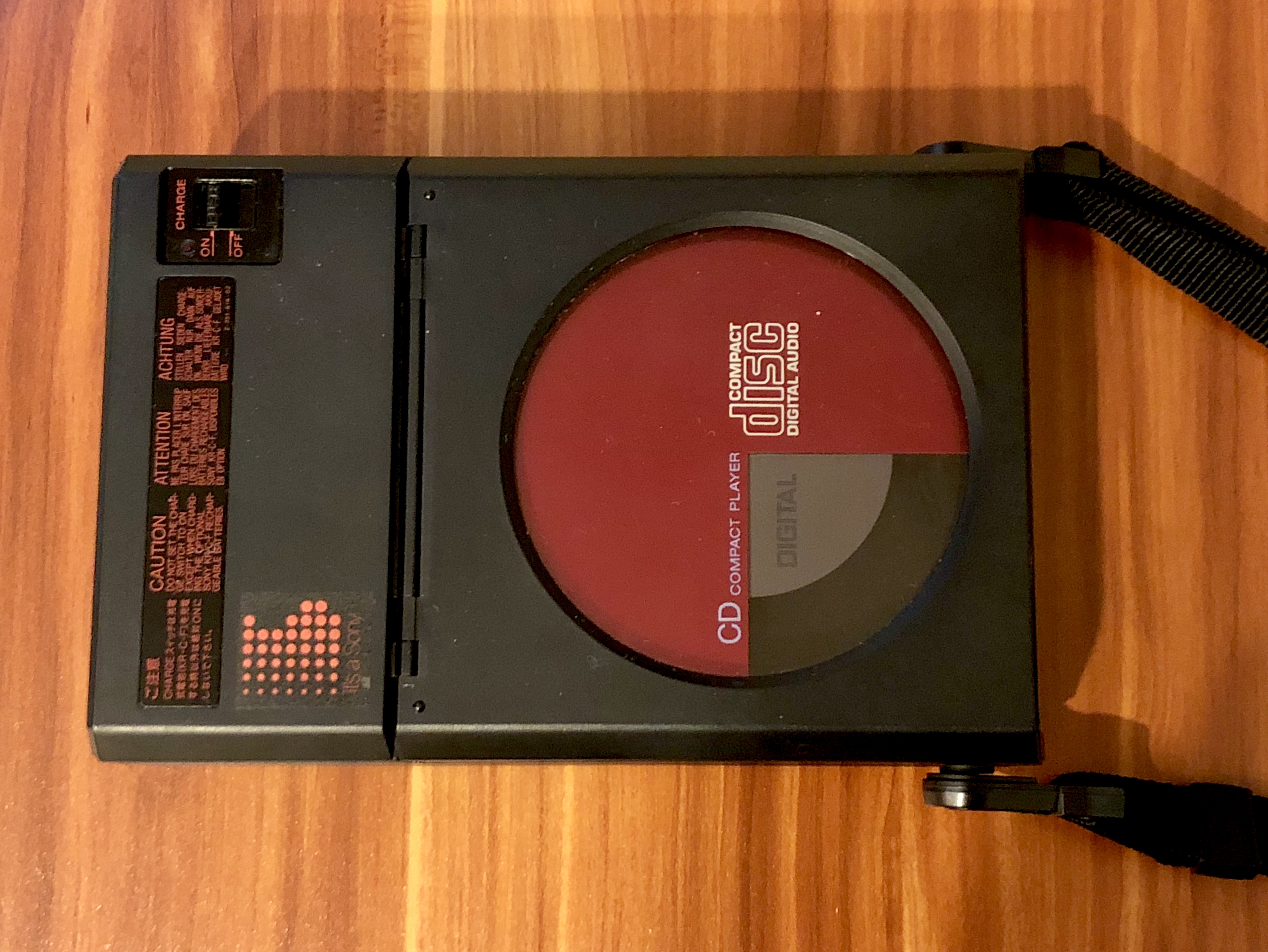 SONY D-50 レッド Sony Discman D50 Red Portable CD Player