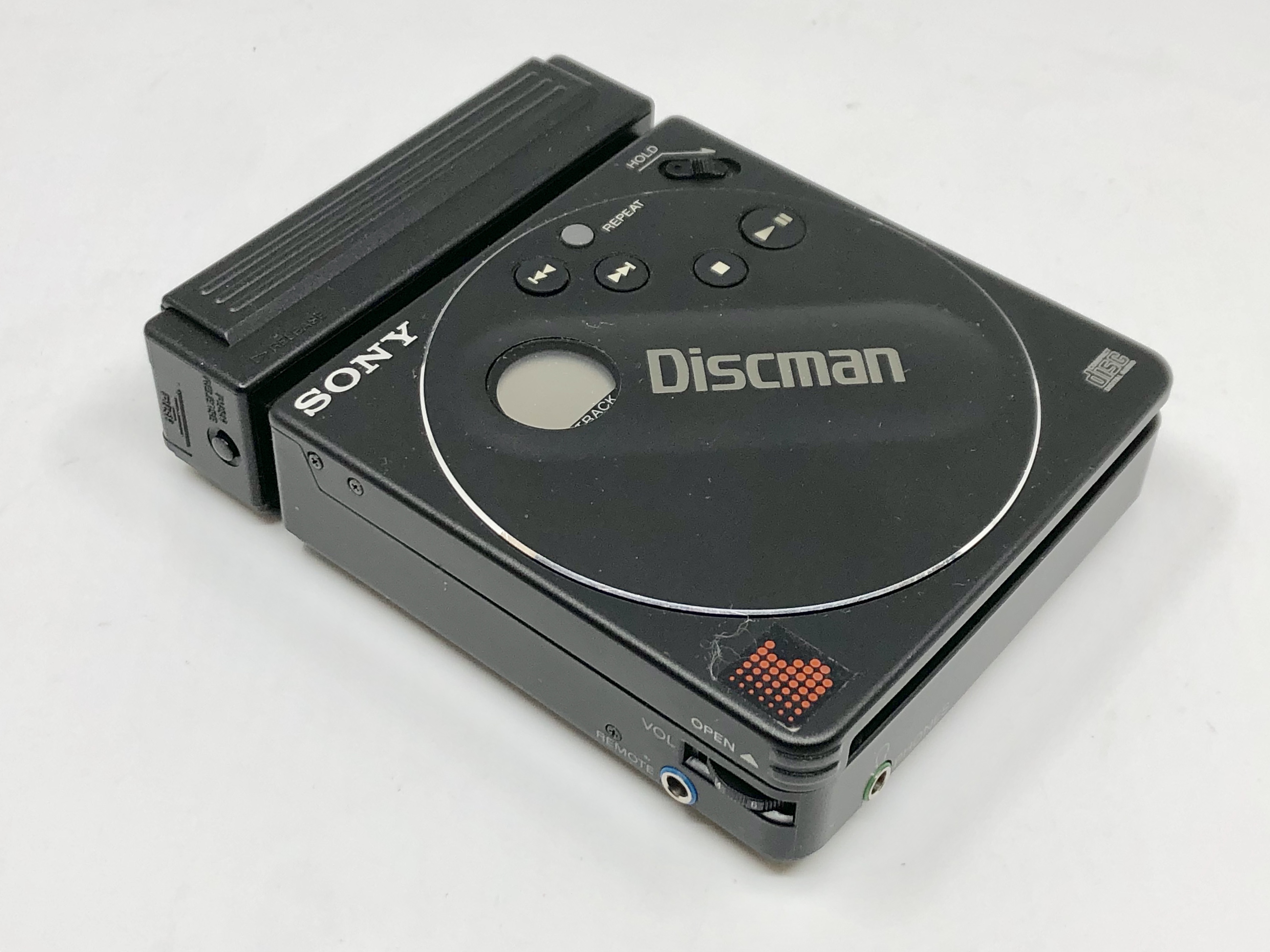 Sony Discman D-88 Portable CD Player