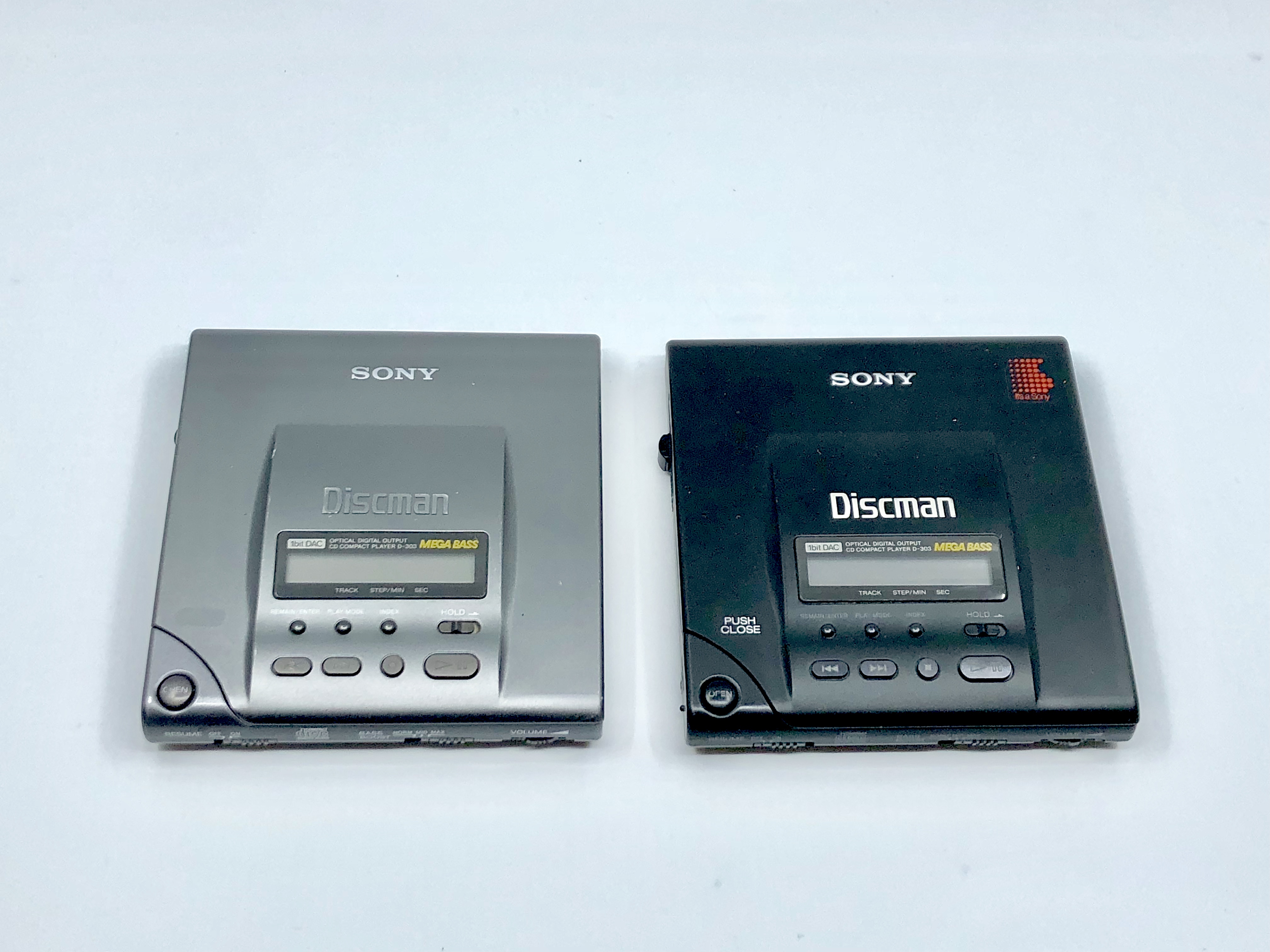 Sony Discman D303 Portable CD Player