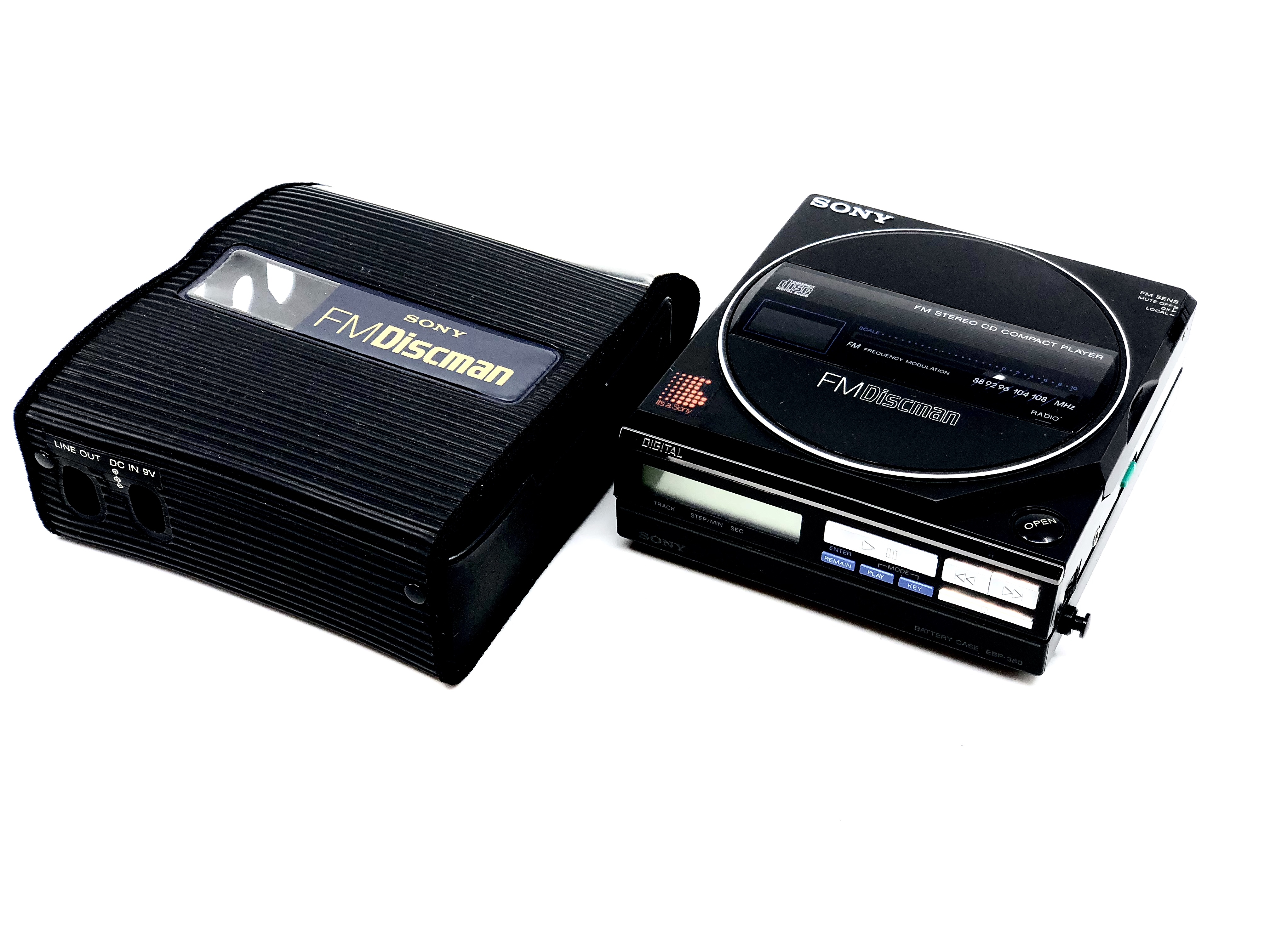 Sony Discman D-55 Portable CD Player with Stereo FM