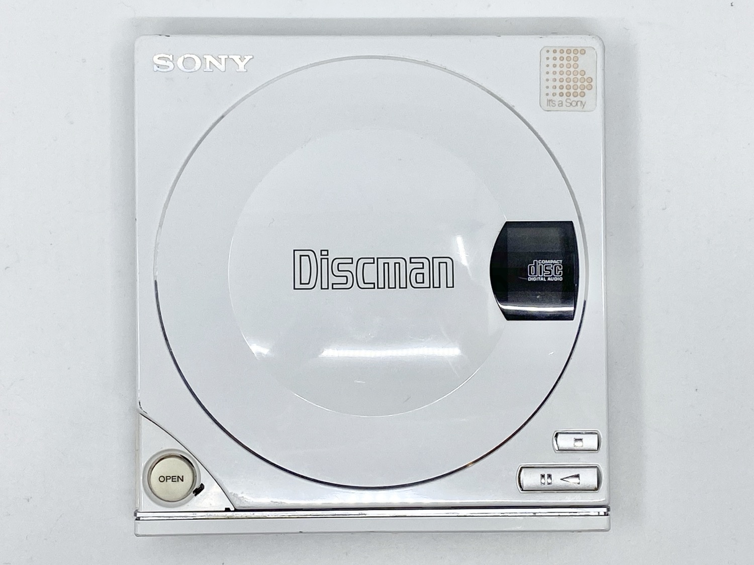 Sony Discman D-100 White Portable CD Player