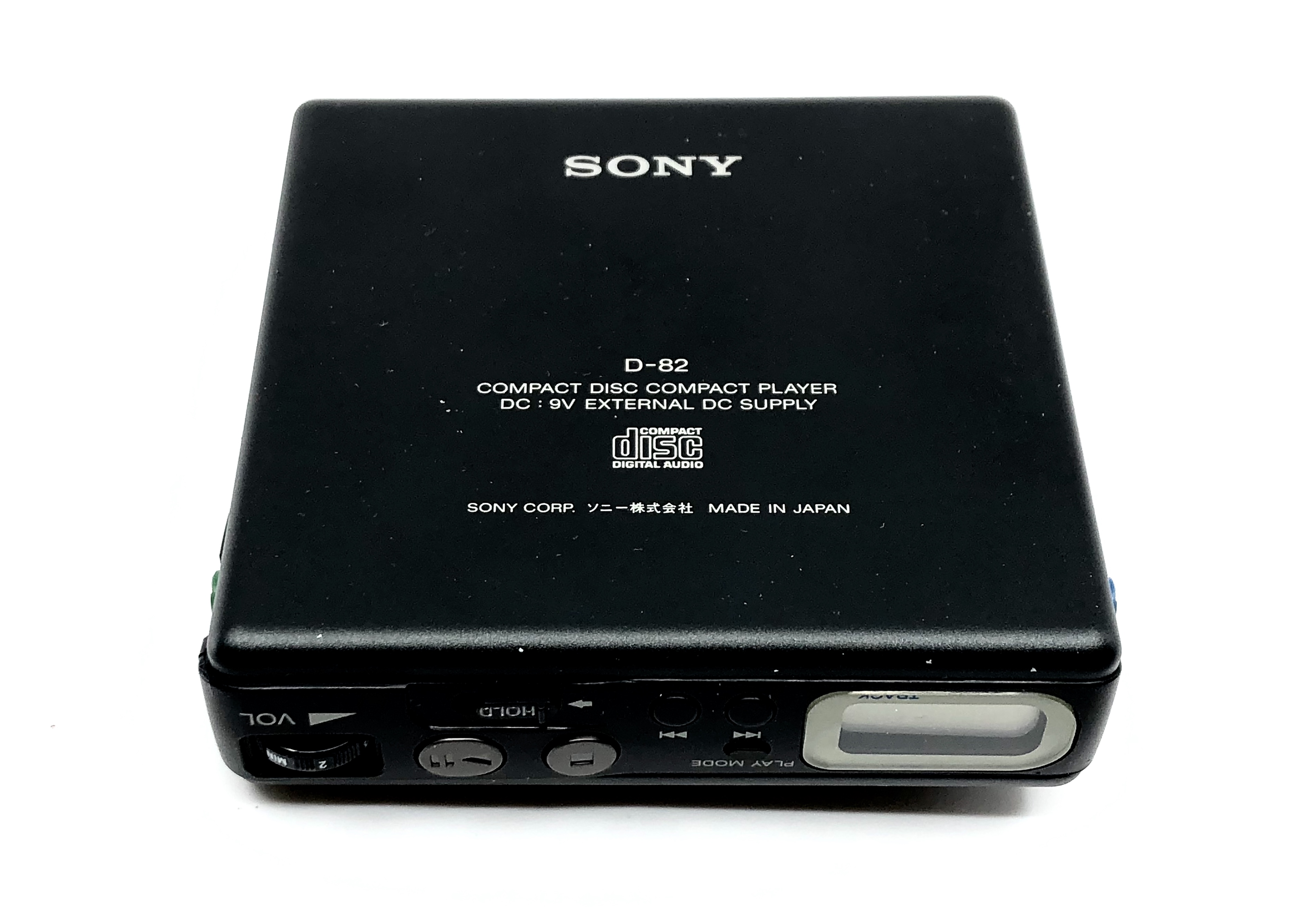 Sony CD Walkman D-82 8cm Portable CD Player