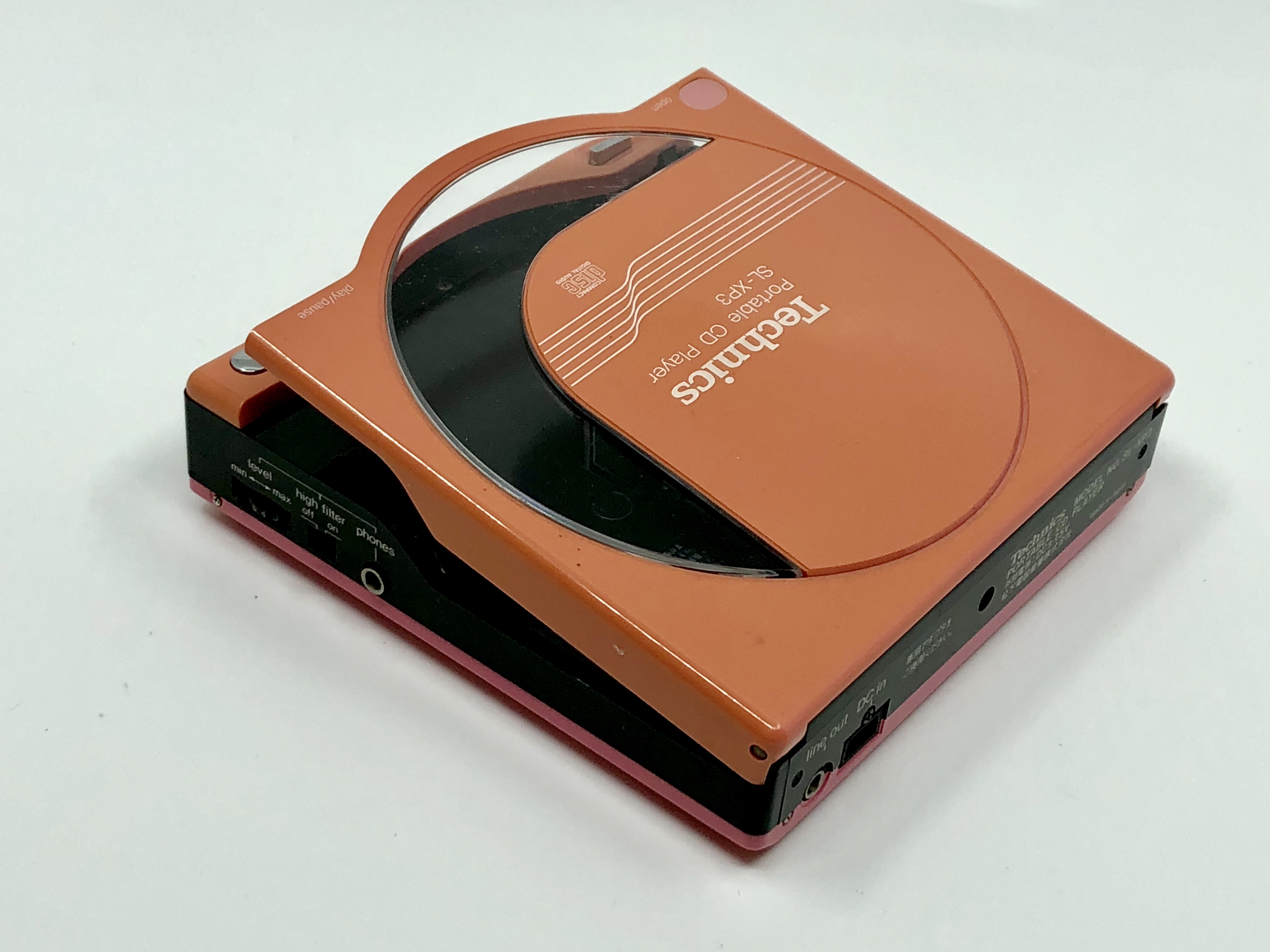 Technics SL-XP3 ポータブルCDプレーヤー Technics SL-XP3 Red Portable CD Player