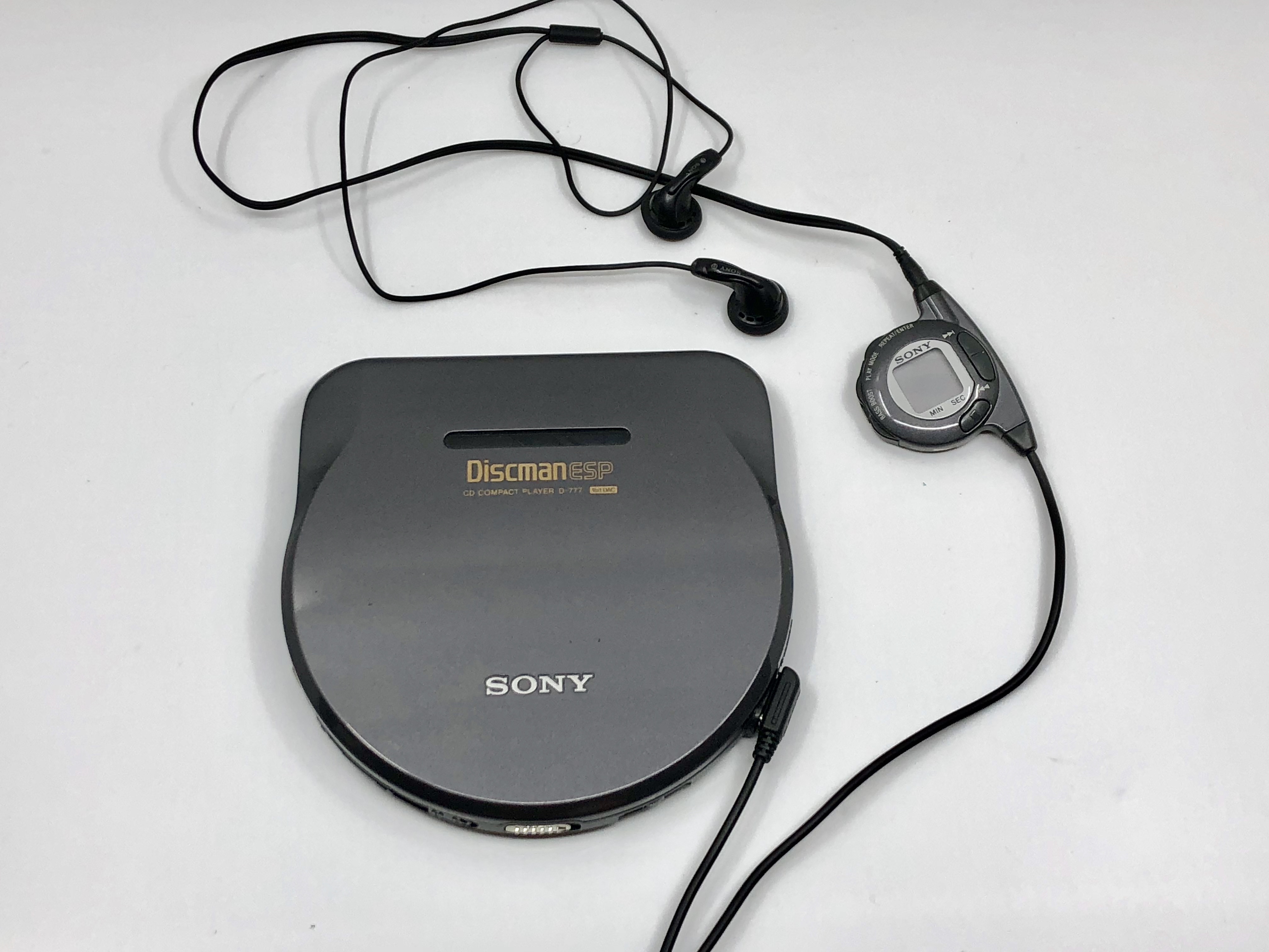 Sony Discman D777 Portable CD Player