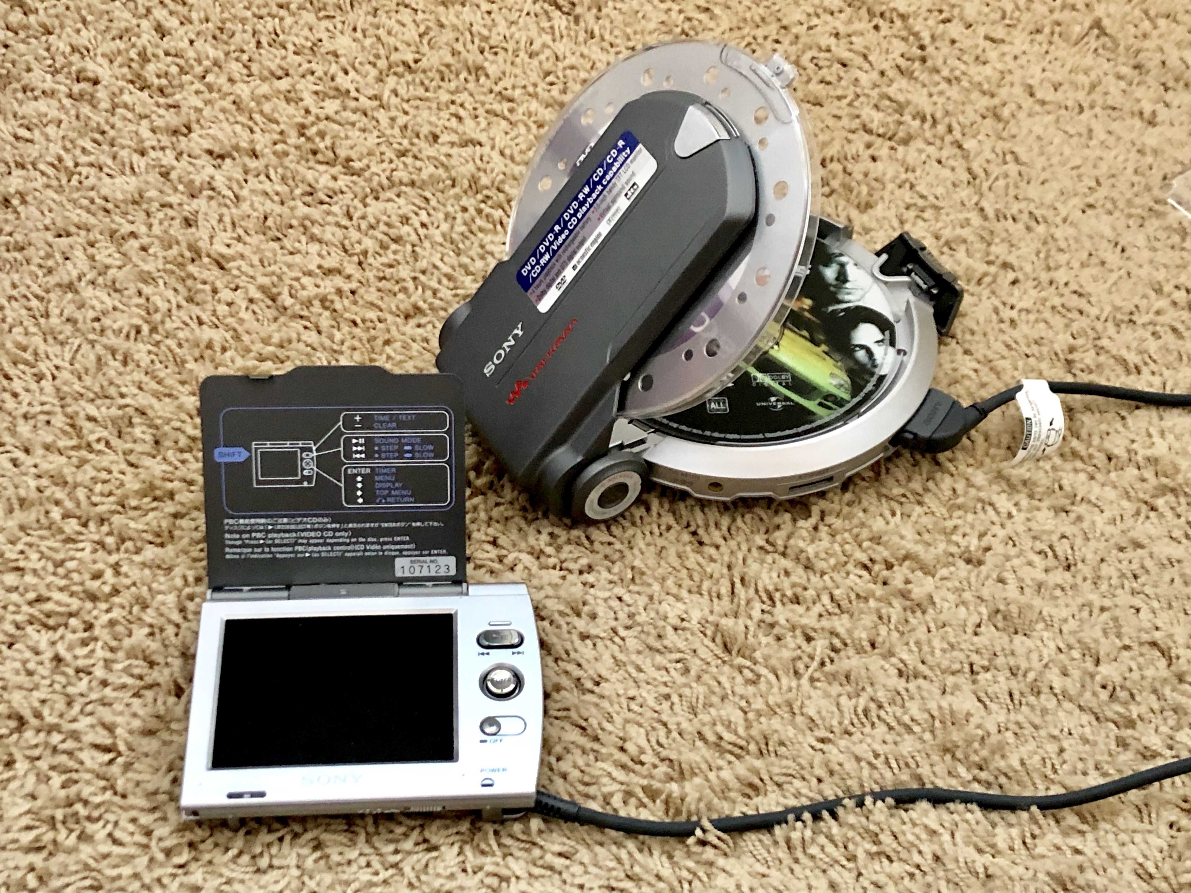 Sony D-VM1 Silver Portable DVD CD Player