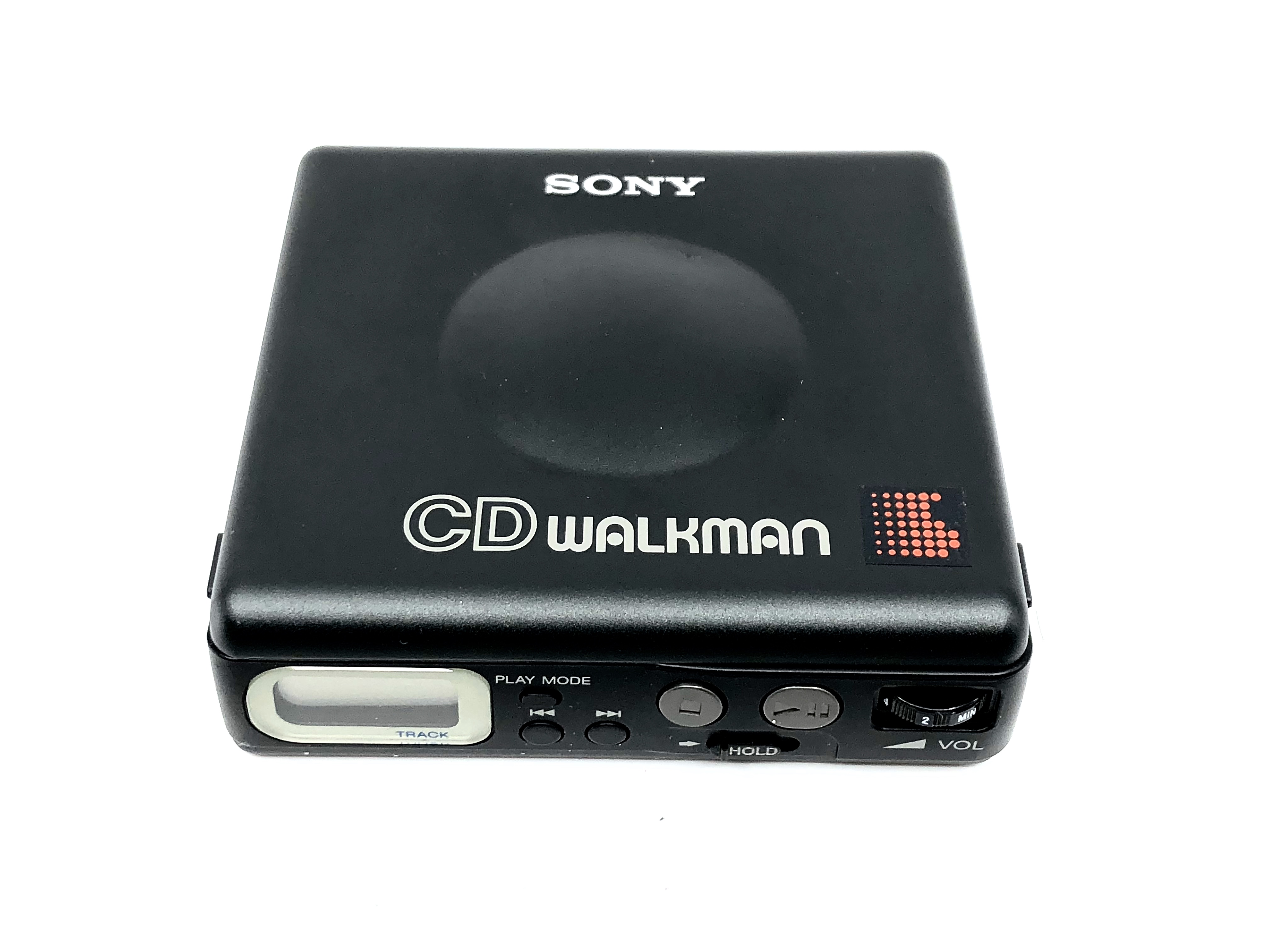 SONY D-82 ポータブルCDプレーヤー Sony CD Walkman D-82 8cm Portable CD Player