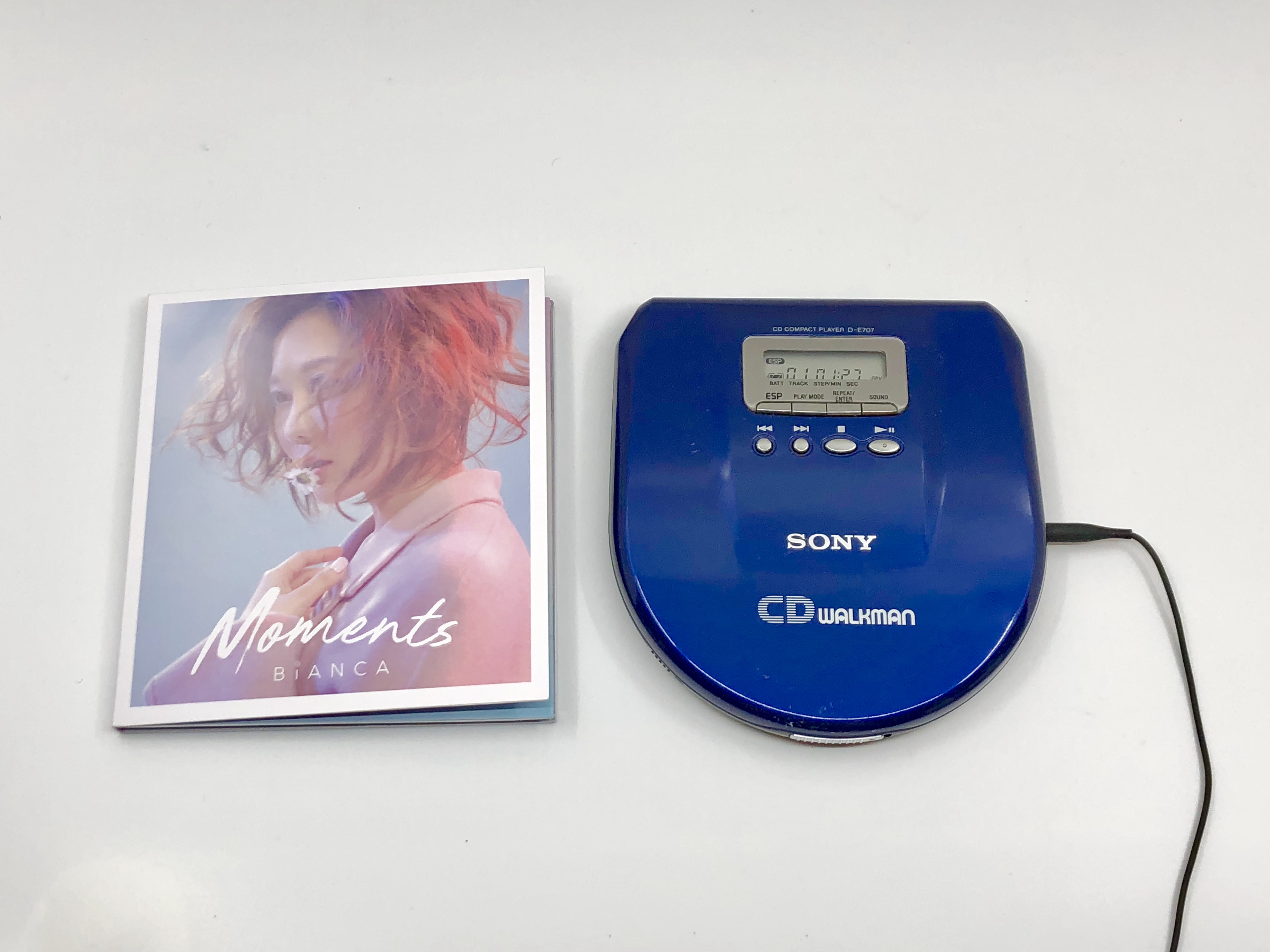 Sony CD Walkman D-E707 Dark Blue Portable CD Player