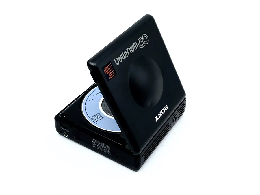 Sony CD Walkman D-82 8cm Portable CD Player